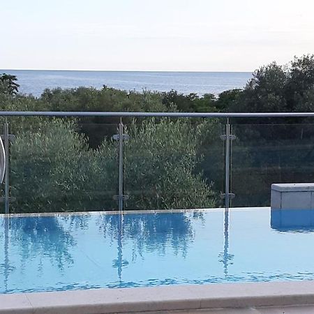 Apartment Istria Zambratija  Eksteriør billede