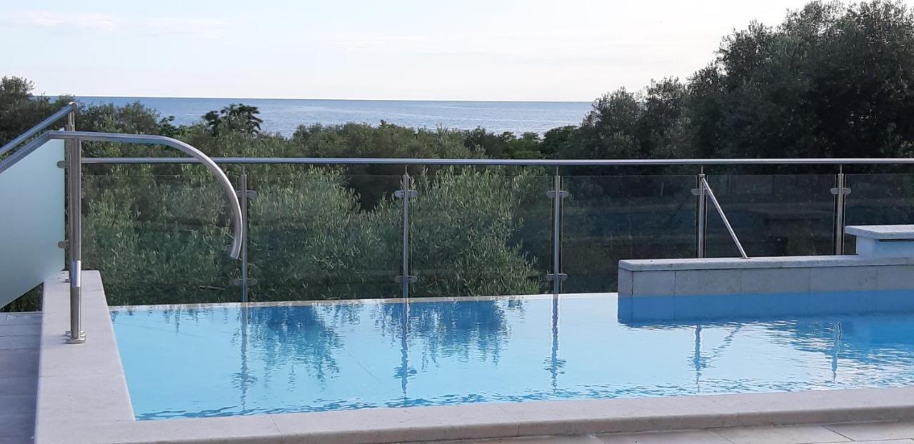 Apartment Istria Zambratija  Eksteriør billede