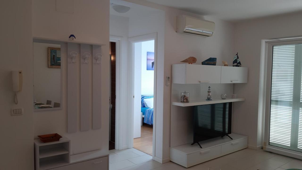 Apartment Istria Zambratija  Eksteriør billede